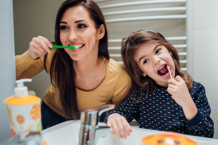 mamá tambien cuida de sus dientes (3)